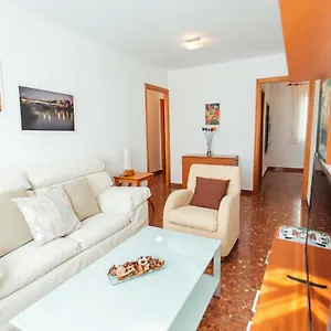 Comfortable- 2bd 1bth- Triana Sevilla